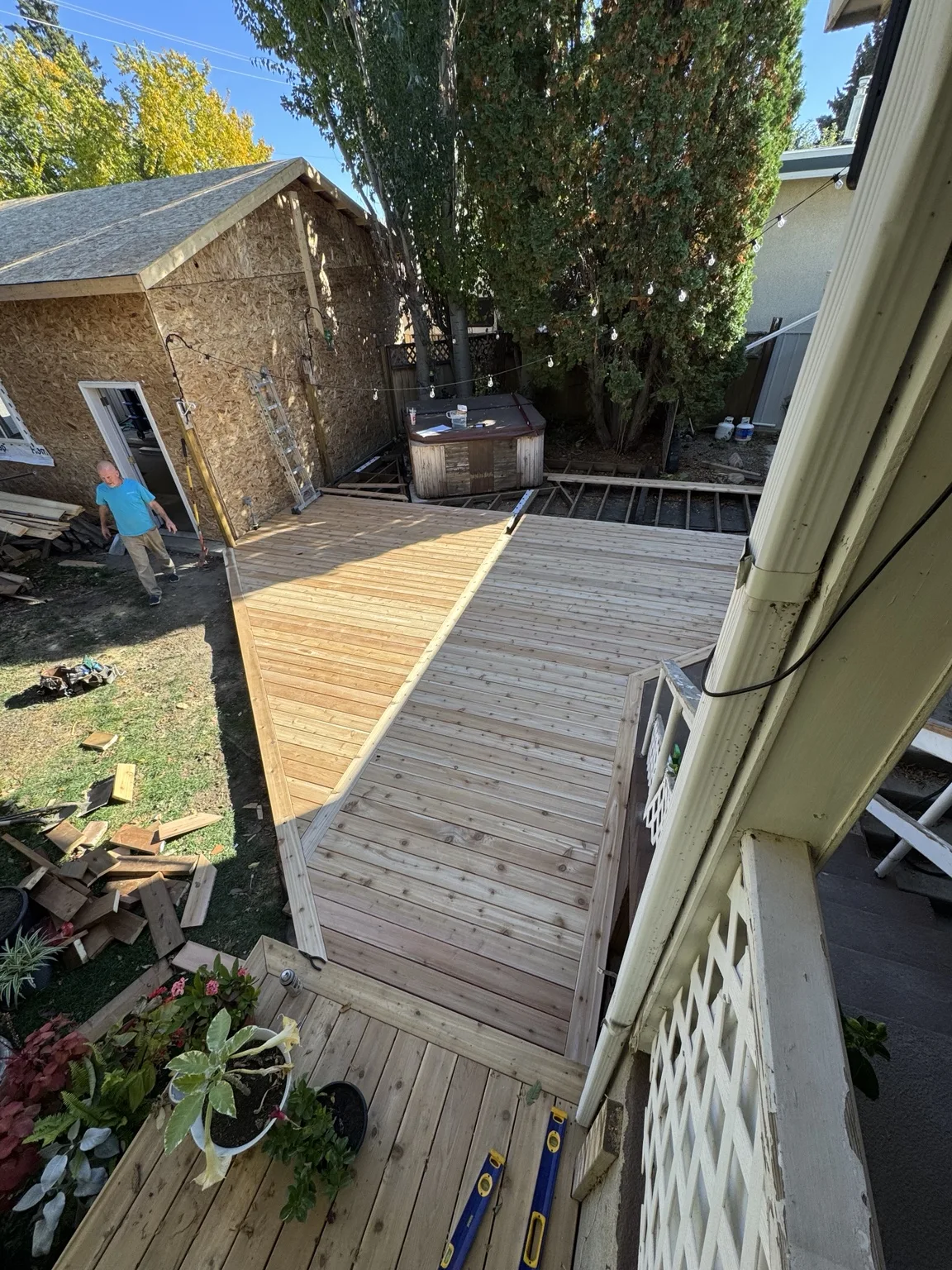 Close-up of angled cedar deck picture-frame border